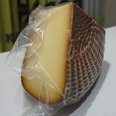 İsli Çerkez Peyniri 1 Kg
